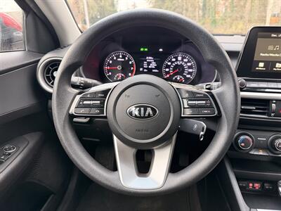 2021 Kia Forte FE   - Photo 11 - Portland, OR 97003