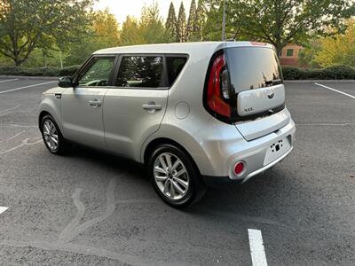 2018 Kia Soul +   - Photo 6 - Portland, OR 97003