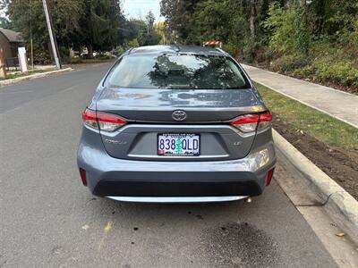 2022 Toyota Corolla LE   - Photo 5 - Portland, OR 97003