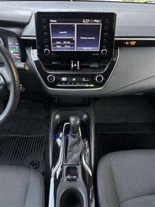 2022 Toyota Corolla LE   - Photo 11 - Portland, OR 97003