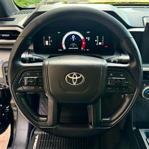2025 Toyota Tacoma SR5   - Photo 16 - Salt Lake City, UT 84115