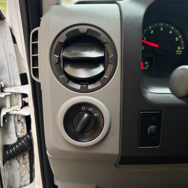 2009 Ford E-350 SD XL - Photo 12 - Salt Lake City, UT 84115
