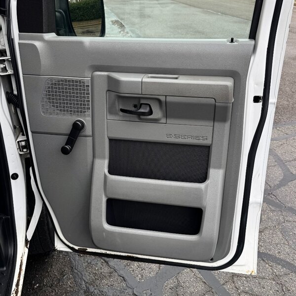 2009 Ford E-350 SD XL - Photo 19 - Salt Lake City, UT 84115