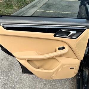 2018 Porsche Macan Turbo   - Photo 39 - Salt Lake City, UT 84115