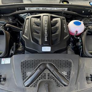 2018 Porsche Macan Turbo   - Photo 49 - Salt Lake City, UT 84115