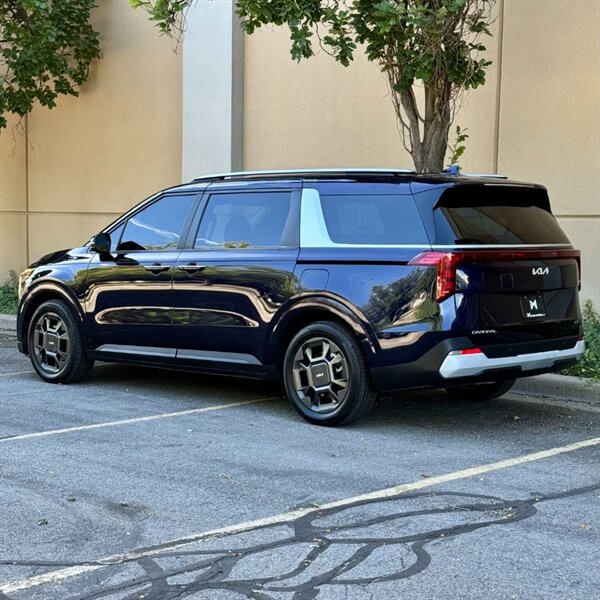 2025 Kia Carnival Hybrid EX - Photo 7 - Salt Lake City, UT 84115