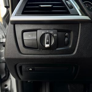2018 BMW 330i xDrive   - Photo 16 - Salt Lake City, UT 84115