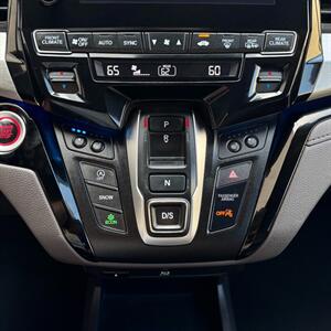 2018 Honda Odyssey Elite   - Photo 23 - Salt Lake City, UT 84115
