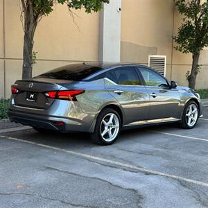 2021 Nissan Altima 2.5 SV   - Photo 5 - Salt Lake City, UT 84115