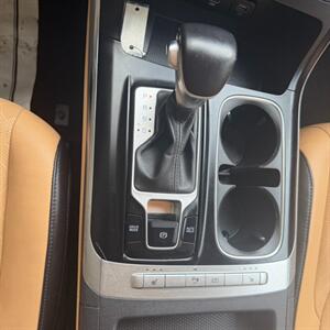 2022 Kia Carnival LXS - Photo 10 - Salt Lake City, UT 84115