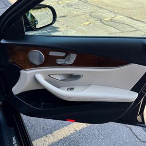 2019 Mercedes-Benz E 450 4MATIC   - Photo 28 - Salt Lake City, UT 84115