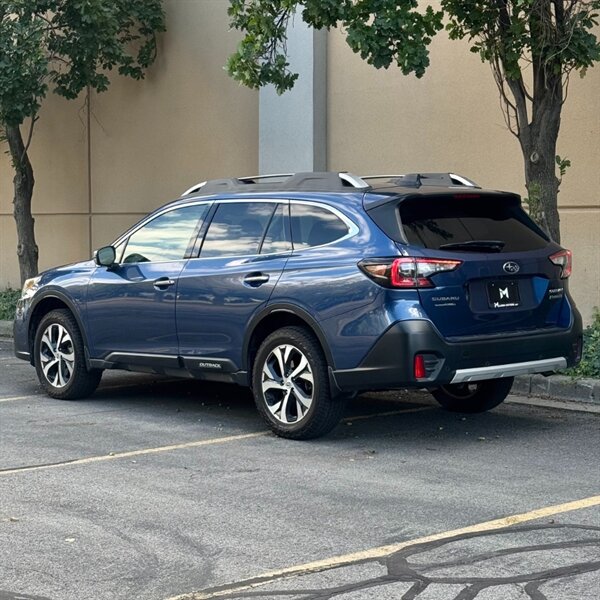 2021 Subaru Outback Touring XT photo 3