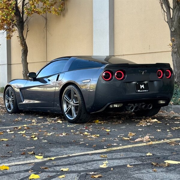 2009 Chevrolet Corvette Coupe photo 4