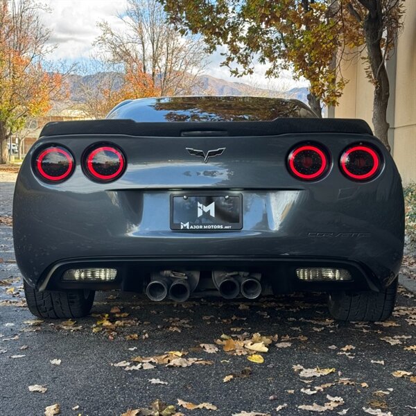 2009 Chevrolet Corvette Coupe photo 3