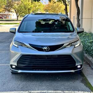 2024 Toyota Sienna Limited 7-Passenger - Photo 10 - Salt Lake City, UT 84115