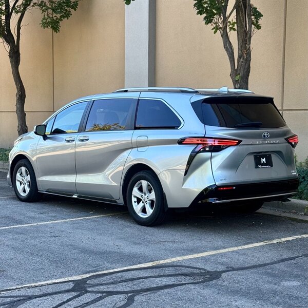 2024 Toyota Sienna Limited 7-Passenger - Photo 7 - Salt Lake City, UT 84115