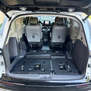 2024 Toyota Sienna Limited 7-Passenger - Photo 40 - Salt Lake City, UT 84115