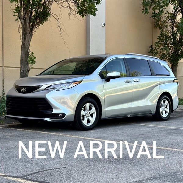 2024 Toyota Sienna Limited 7-Passenger  