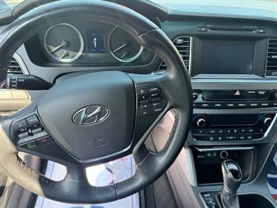 2016 Hyundai Sonata Sport   - Photo 17 - Wilmington, DE 19808