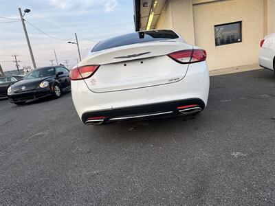 2015 Chrysler 200 Limited   - Photo 4 - Wilmington, DE 19808