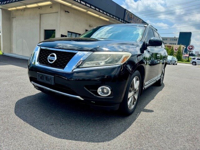 2013 Nissan Pathfinder Platinum - Photo 1 - Wilmington, DE 19808