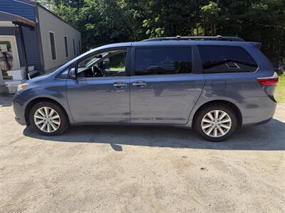 2015 Toyota Sienna XLE Premium 7-Passenger   - Photo 8 - Winchester, NH 03470