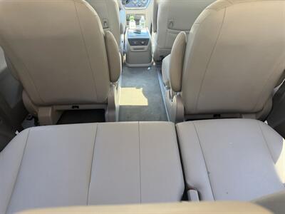 2015 Toyota Sienna XLE Premium 7-Passenger   - Photo 17 - Winchester, NH 03470