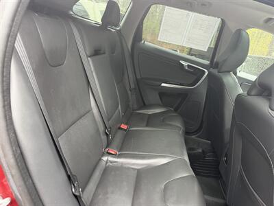 2015 Volvo XC60 T6 AWD   - Photo 16 - Winchester, NH 03470