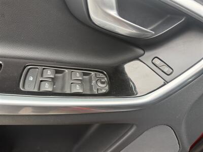 2015 Volvo XC60 T6 AWD   - Photo 29 - Winchester, NH 03470
