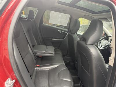 2015 Volvo XC60 T6 AWD   - Photo 15 - Winchester, NH 03470