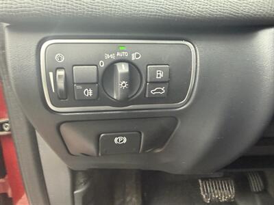 2015 Volvo XC60 T6 AWD   - Photo 31 - Winchester, NH 03470