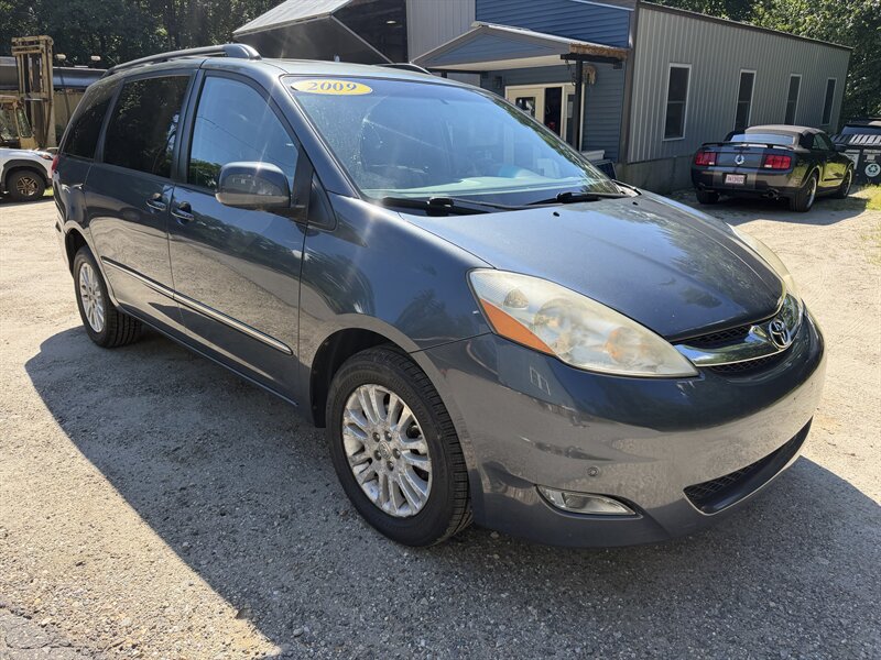 2009 Toyota Sienna AWD-Limited - Photo 3 - Winchester, NH 03470