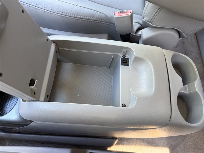2009 Toyota Sienna AWD-Limited - Photo 51 - Winchester, NH 03470