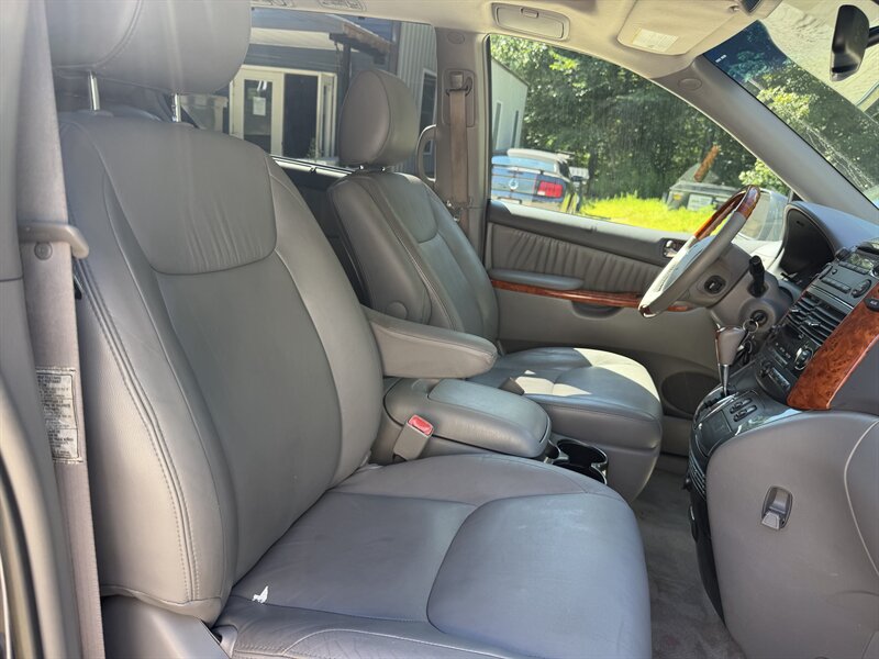 2009 Toyota Sienna AWD-Limited - Photo 24 - Winchester, NH 03470
