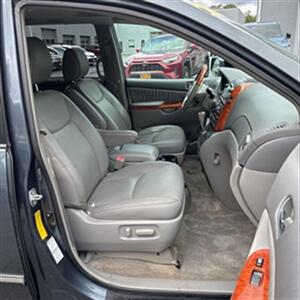 2009 Toyota Sienna Limited - Photo 21 - Winchester, NH 03470