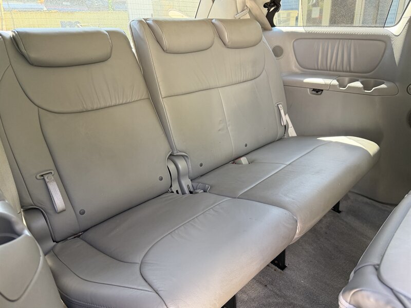 2009 Toyota Sienna AWD-Limited - Photo 17 - Winchester, NH 03470
