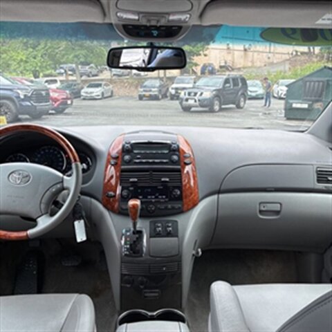 2009 Toyota Sienna Limited - Photo 27 - Winchester, NH 03470