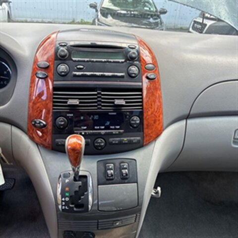 2009 Toyota Sienna Limited - Photo 26 - Winchester, NH 03470