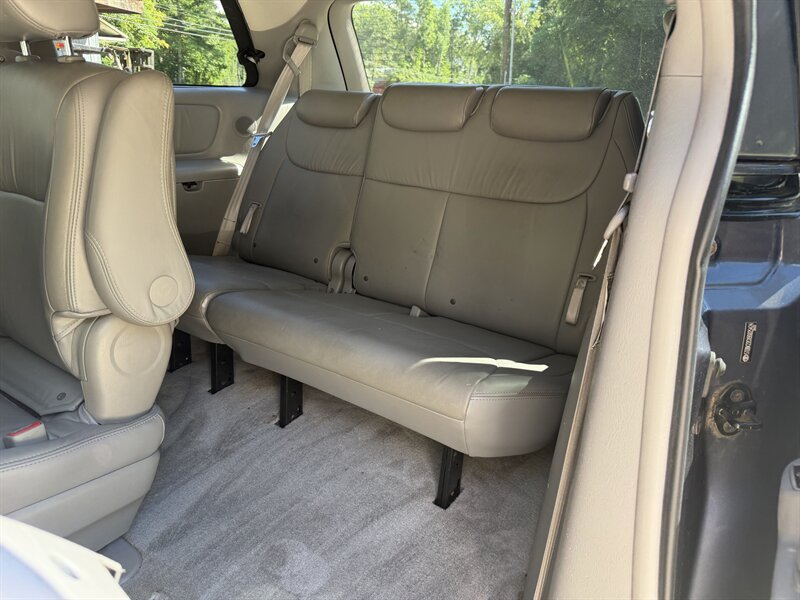 2009 Toyota Sienna AWD-Limited - Photo 14 - Winchester, NH 03470