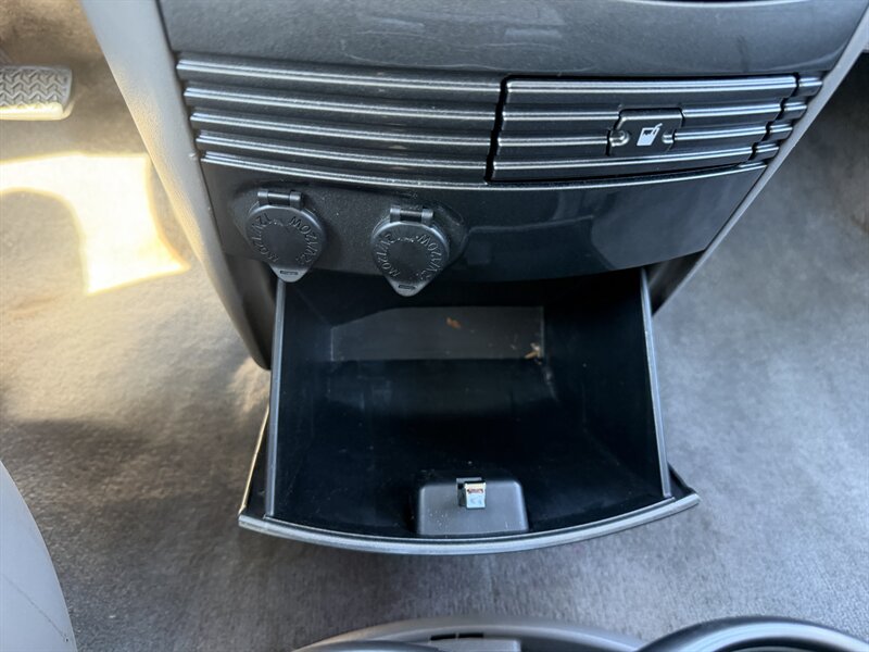 2009 Toyota Sienna AWD-Limited - Photo 43 - Winchester, NH 03470