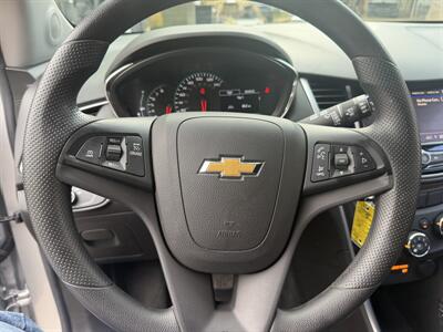 2021 Chevrolet Trax LS - Photo 17 - Winchester, NH 03470