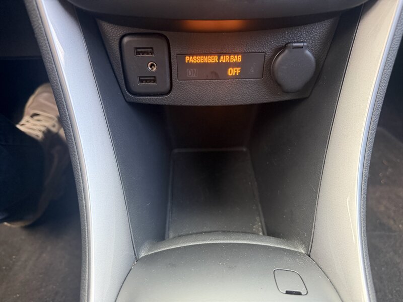 2021 Chevrolet Trax LS - Photo 14 - Winchester, NH 03470