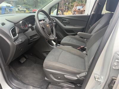 2021 Chevrolet Trax LS - Photo 19 - Winchester, NH 03470