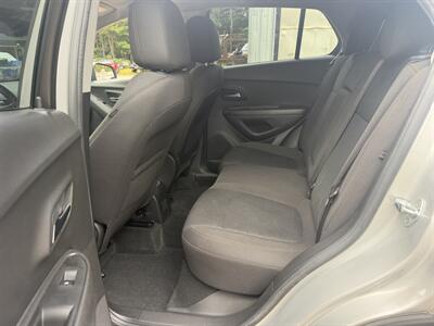 2021 Chevrolet Trax LS - Photo 21 - Winchester, NH 03470