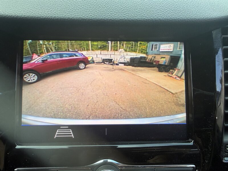 2021 Chevrolet Trax LS - Photo 11 - Winchester, NH 03470