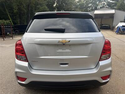 2021 Chevrolet Trax LS - Photo 6 - Winchester, NH 03470