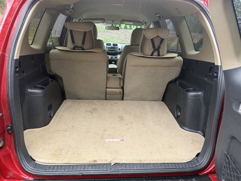 2011 Toyota RAV4 - Photo 20 - Winchester, NH 03470