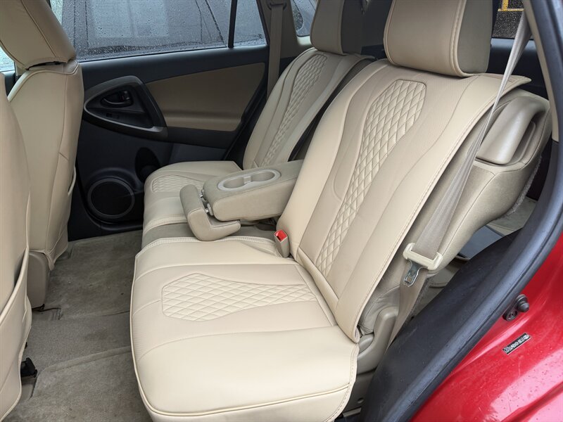 2011 Toyota RAV4 - Photo 26 - Winchester, NH 03470