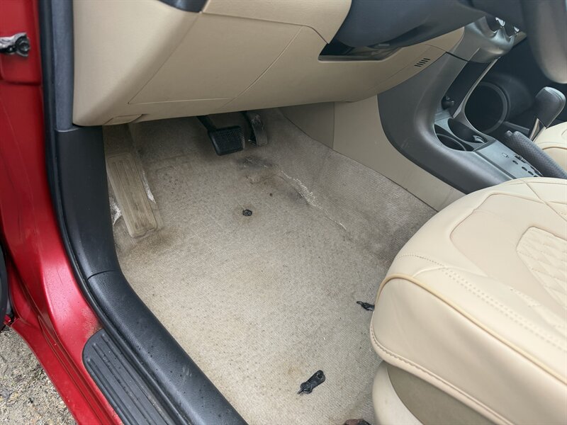 2011 Toyota RAV4 - Photo 47 - Winchester, NH 03470