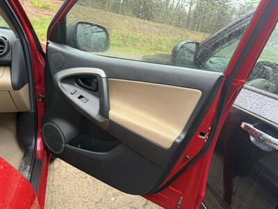 2011 Toyota RAV4 - Photo 39 - Winchester, NH 03470